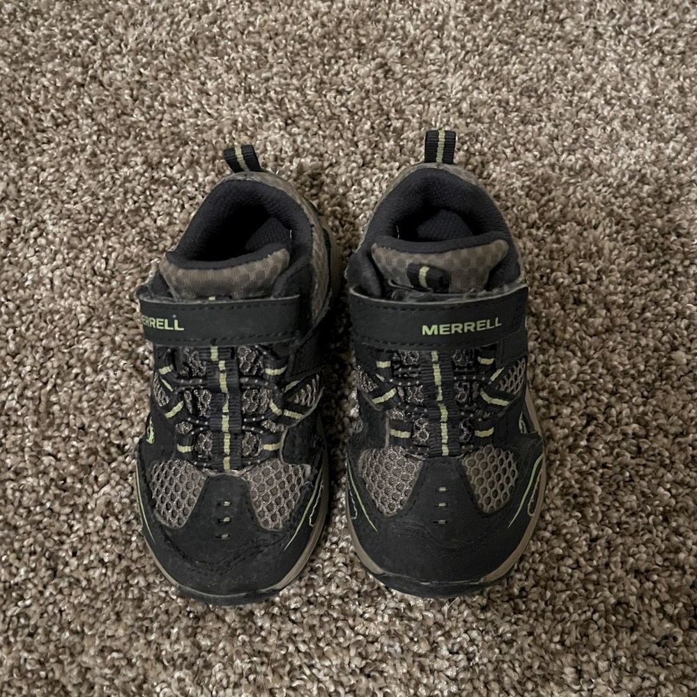 Merrell toddler hiking shoes